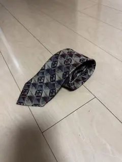 ABBA DESSE 幾何学模様 ネクタイ