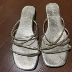 DISCOATゴールド ストラップ フラットサンダルのサムネイル