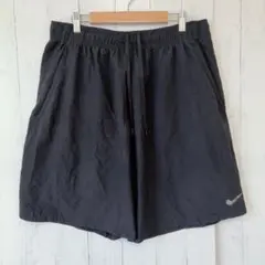 ナイキ NIKE ショートパンツ スリット XL 黒 ポリエステル トレーニングのサムネイル