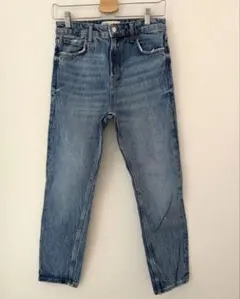 ZARA ライトブルー スリムフィットデニム　34