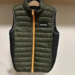 DIESEL オリーブグリーン ダウンベスト　140㎝