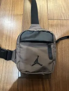 NIKE JORDAN AIRBORNE HIP BAG サイズ(0.5L)のサムネイル