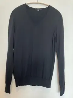 UNIQLO ブラック Vネックセーター Lサイズ