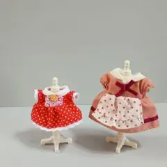 ２枚セットお母さん女の子　着せ替え服お洋服ワンピースドレスシルバニアファミリー