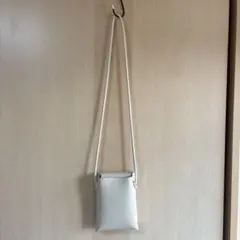 ミニショルダーバッグ アイボリー シンプル 軽量 春夏