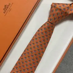 未使用　タグ付　エルメス　ネクタイ　オレンジ　虎　動物柄
