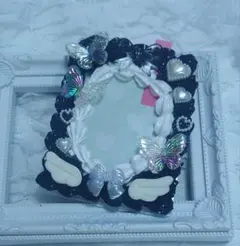 ハンドメイド　硬質ケース　トレカケース　ホイップデコ　推し活　黒　白