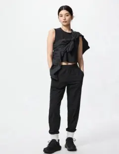 美品ユニクロ　ウルトラストレッチアクティブジョガーパンツ　ブラック　M 標準丈