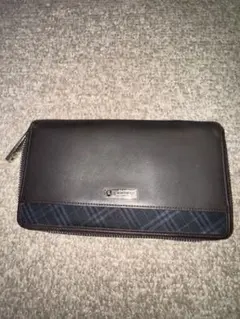 M*i様 ブラックレーベル　クレストブリッジ　ラウンドファスナー長財布
