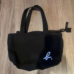 アニエスベー 黒のキャンバストートバッグ ロゴ付き ミニバッグのサムネイル