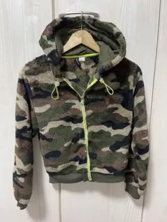 H&M 迷彩 もこもこパーカー