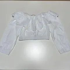 期間限定セール中！【ZARA】フリル刺繍ホワイトブラウス ショート丈トップス S