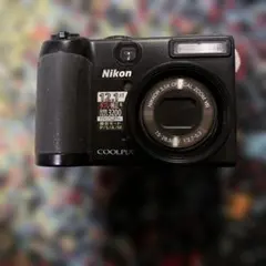 Nikon COOLPIX P50 CCD 単三電池 美品 - メルカリ
