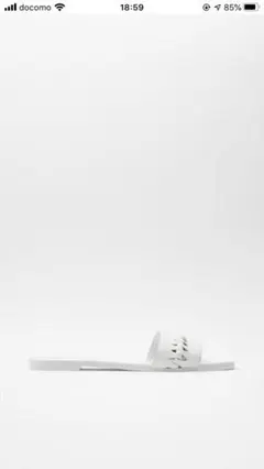 ZARA 三つ編みレザーフラットサンダル