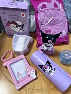 ハッピーセット　マイメロ　クロミ　キャラクターグッズセット　ガチャ