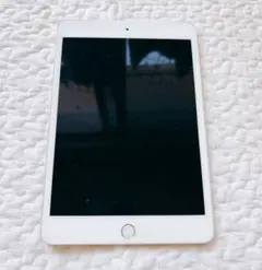 【ジャンク】 iPad mini4 スピーカー故障／イヤホン出力はOK
