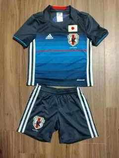 美品　adidas サッカー日本代表ユニフォーム
