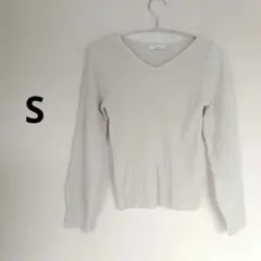 earth music&ecology ベージュ Vネック ニット