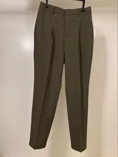 GU ウォッシャブル テーパードパンツ　Ｓ　オリーブ