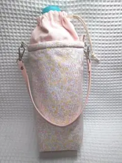 L. 1 保温保冷ペットボトルカバー　持ち手付き　リバティ使用