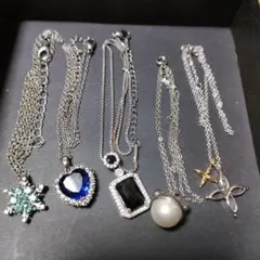 ネックレスまとめ売り