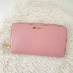miu miu　長財布　マドラス　ラウンドファスナー　ピンク　ミュウミュウのサムネイル