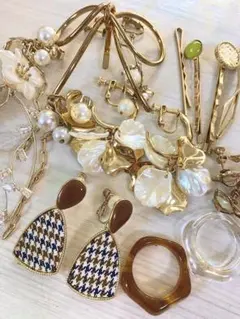 【まとめ売り】アクセサリー13点 ゴールド イヤリング　ヘアアクセサリーのサムネイル
