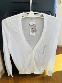 新品・未使用　UNIQLO抗菌防臭　ライトVネック カーディガン レディースS