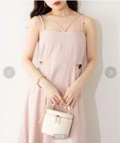 chico サイド開きキャミワンピース