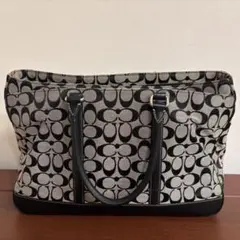 じ*お様 ★ほぼ新品★COACH★キャンバス × ブラックパテントレザー★トート じ*お様 ☆ほぼ新品☆COACH☆キャンバス × ブラックパテントレザー