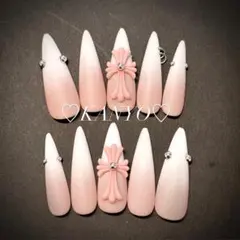 現品 ネイルチップ 十字架　シズニルック 痛ネイル　ベイビーブーマー　ピアス