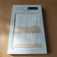 Item thumbnail for item d00d0e37-a193-4437-91d5-e728af1463b9