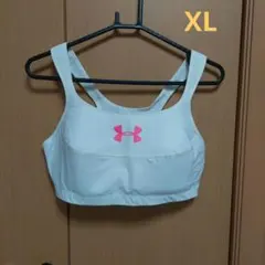 UNDER ARMOUR　スポーツブラのサムネイル
