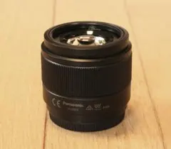 Panasonic LUMIX G 25mm F1.7 ASPH. 本体のサムネイル