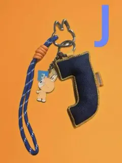 ラブブPIN FOR LOVE アルファベット イニシャル チャーム 「J」