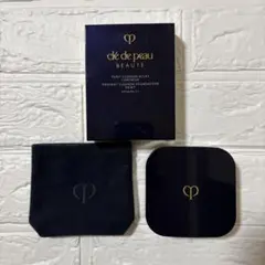 クレ・ド・ポー ボーテ　タンクッションエクラ　ルミヌ ピンクオークル10