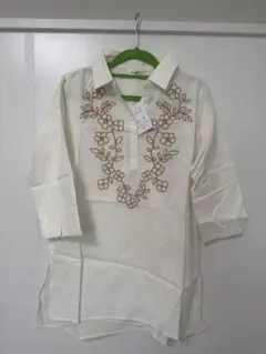 【新品タグ付き】Oscope アイボリー 刺繍入り チュニック M