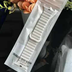 ❣️新品未使用　マグネット式 オールシリコンループ アップルウォッチバンド・ベルト