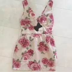 rienda タグ付き 花柄ワンピース