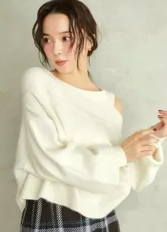 未使用✨COCODEALラクーンオフショルダーニット ウールフォックスふわふわ✨