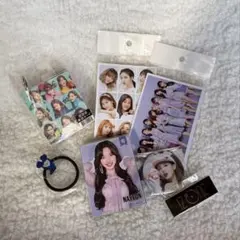 TWICE まとめ売り メモ帳 缶バッチ カード 現状販売