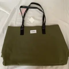 BEAMS トートバッグ カーキ 大容量 バッグのサムネイル