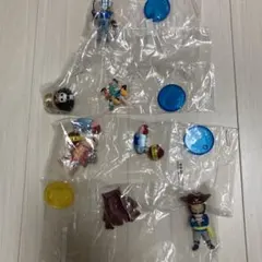 ワンピース ワーコレ　まとめ売り　約15体 Amazon.co.jp: ONE PIECE ワンピース ワールドコレクタブル