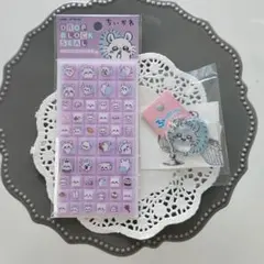 ちいかわ　ドロップブロックシール　モモンガ　ぷっくりったいボールチェーン