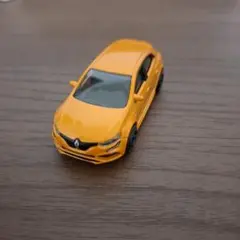 Renault Megane R.S. ミニカー イエローのサムネイル