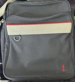 EASTBOYのスクールバッグ（ロゴ赤）