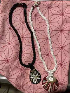 み*♪様 超お値下げ❗️ビーズと貝殻のネックレスセット