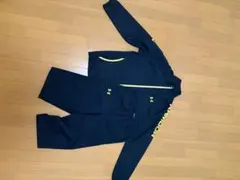 アンダーアーマー　ジャージセットアップ