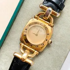 稼働品！箱付き！グッチ♦︎6300L♦︎レディース腕時計のサムネイル