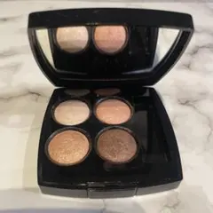 シャネル　レ　キャトルオンブル　アイシャドウ　スパイシーズ79 人気定番色